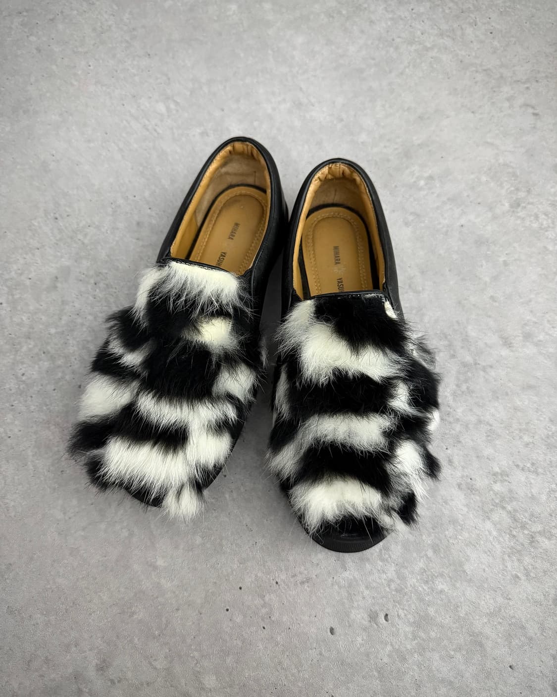 Mihara Yasuhiro fur loafers 상품이미지3