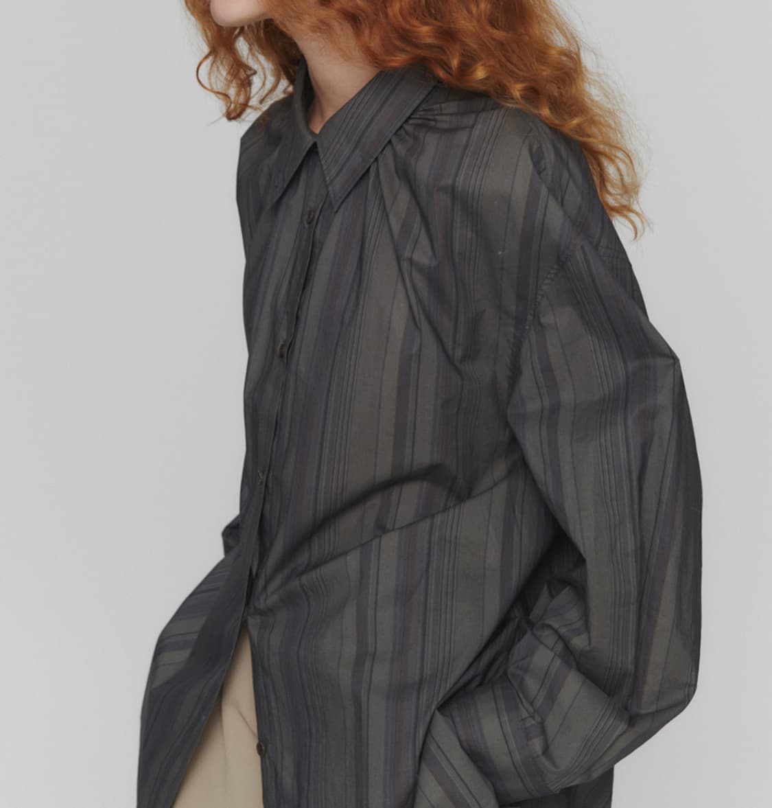 NECK SHIRRING OVERSIZED SHIRTS 상품이미지1