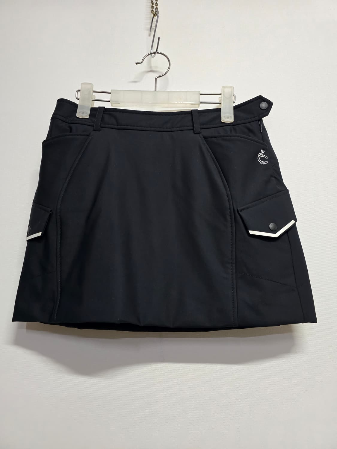 루이까스텔 블랙 골프스커트 상품이미지1