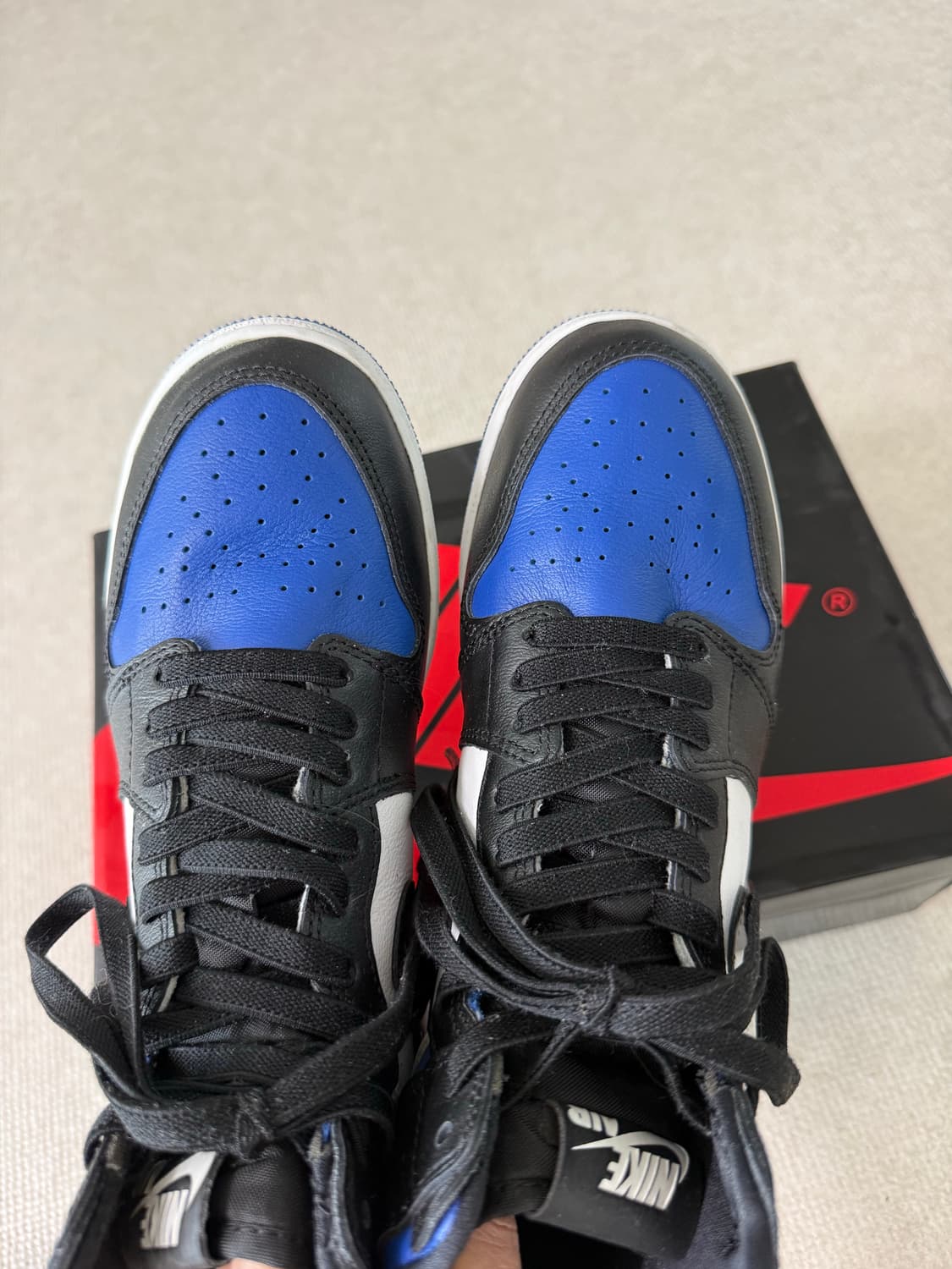 나이키 에어조던1 로얄토 상품이미지2