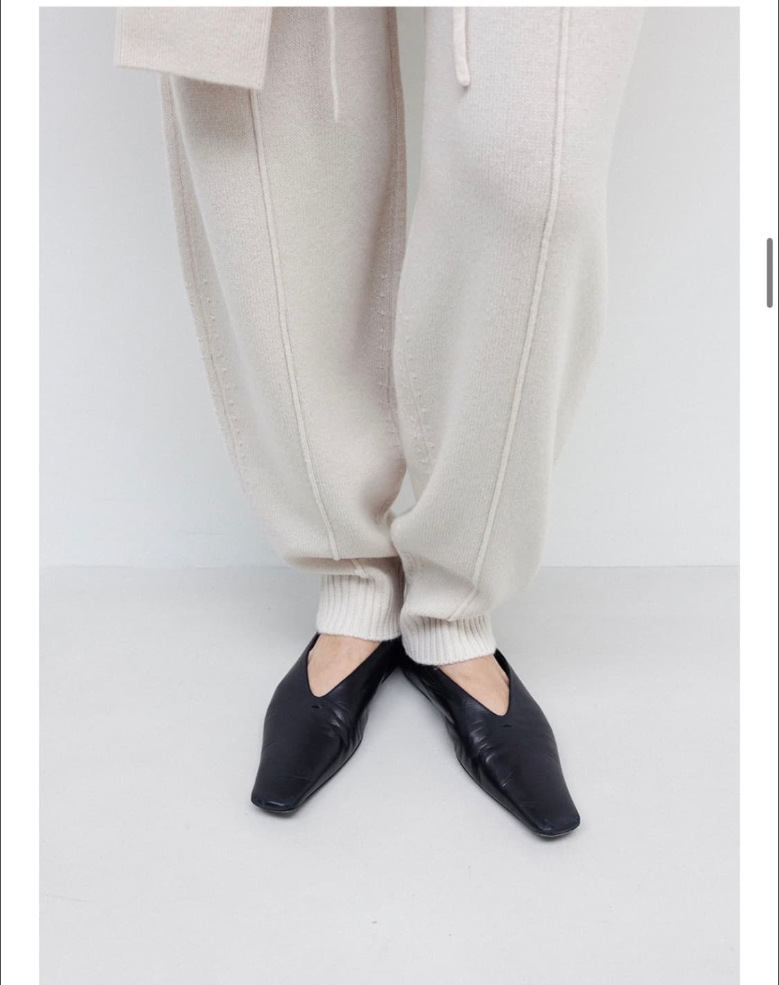 우마뭉 캐시미어 니트 조거 팬츠 상품이미지3