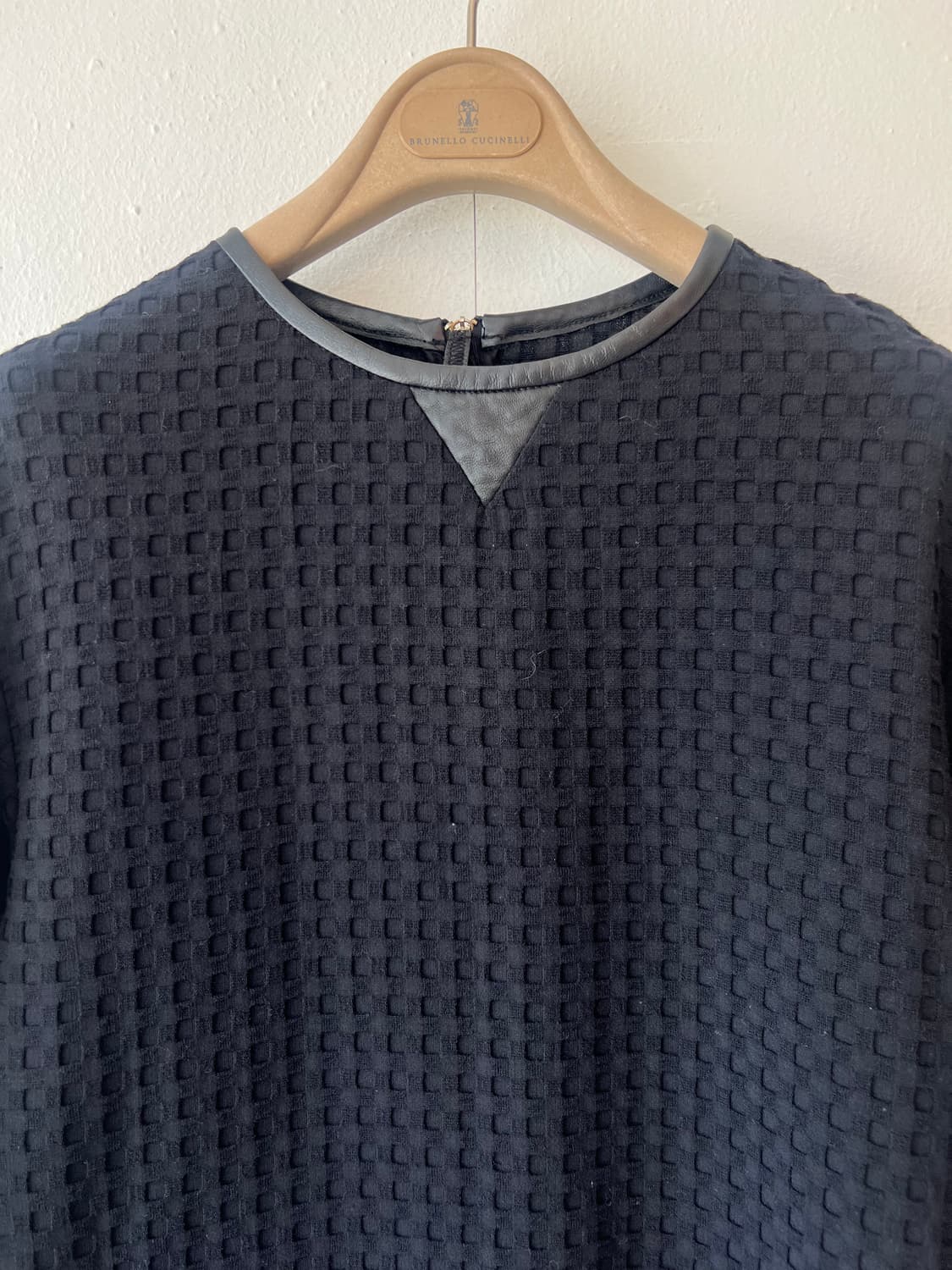 수입보세 여성 블랙 양가죽배색티셔츠 라운드티셔츠 상품이미지1