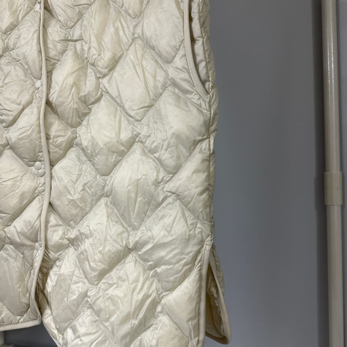 유니클로 롱 패딩 조끼 상품이미지3