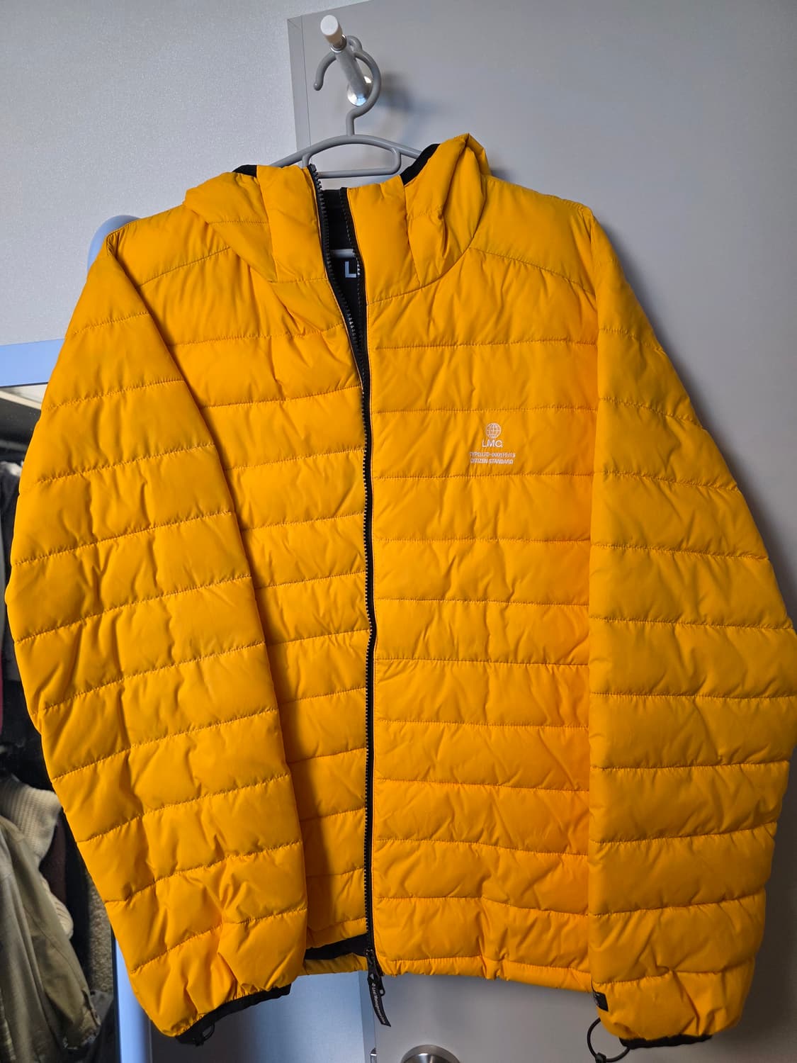 LMC 경량패딩 M사이즈 상품이미지2