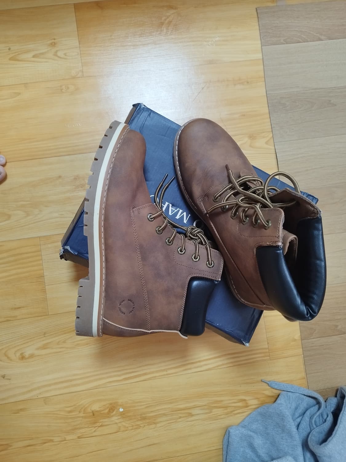 팀버랜드 스타일 미제 브라운 워크부츠 (285) 상품이미지4