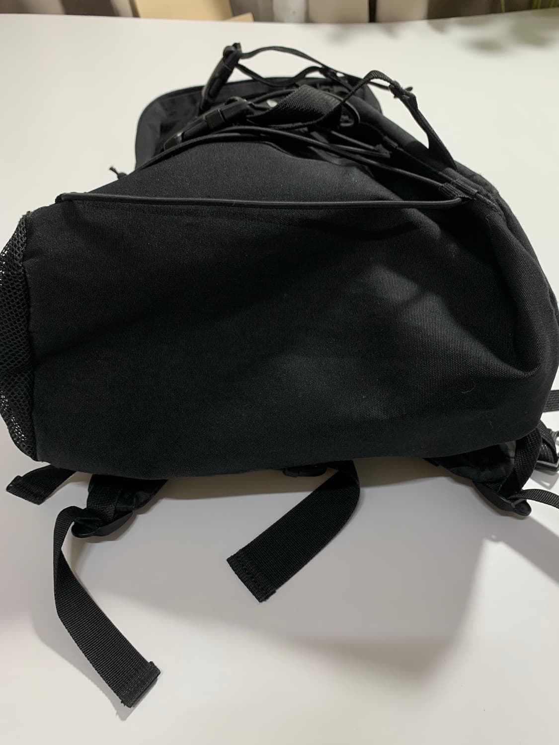 칼하트 킥플립 블랙 백팩 상품이미지4