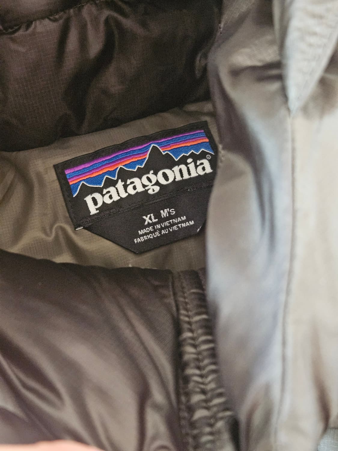 파타고니아 피츠로이 다운 패딩 올리브 xl 상품이미지6