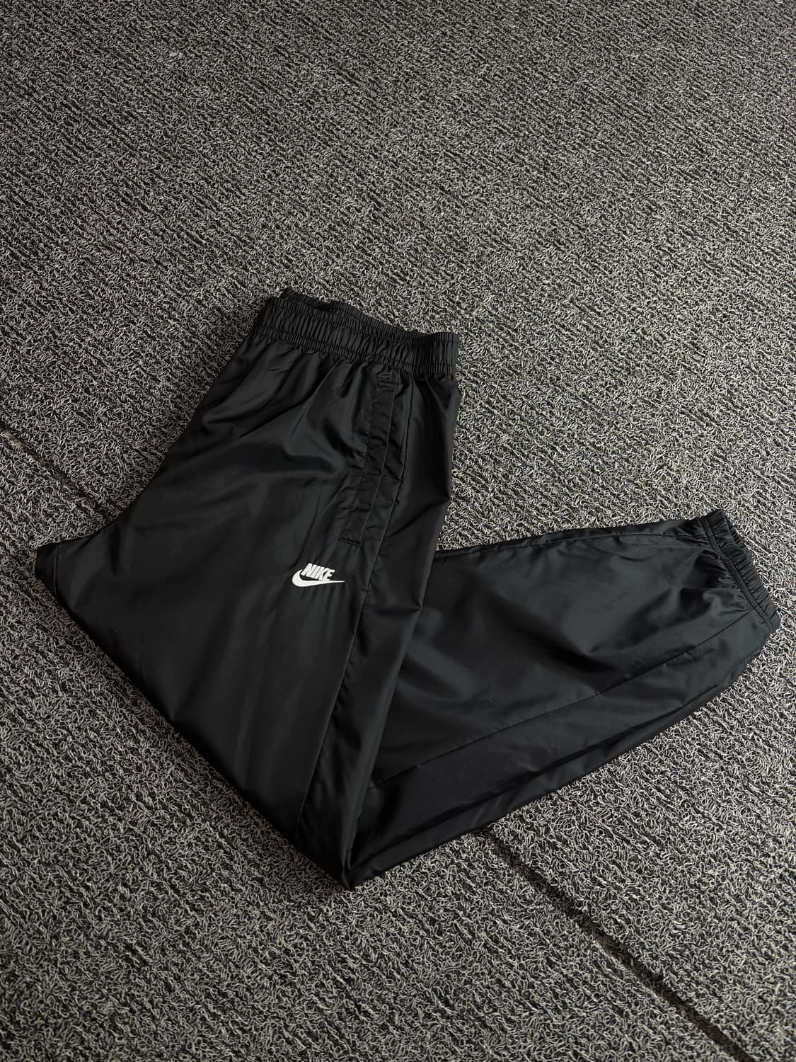 나이키 윈드러너 우븐 라인드 남성 팬츠 2682 상품이미지1