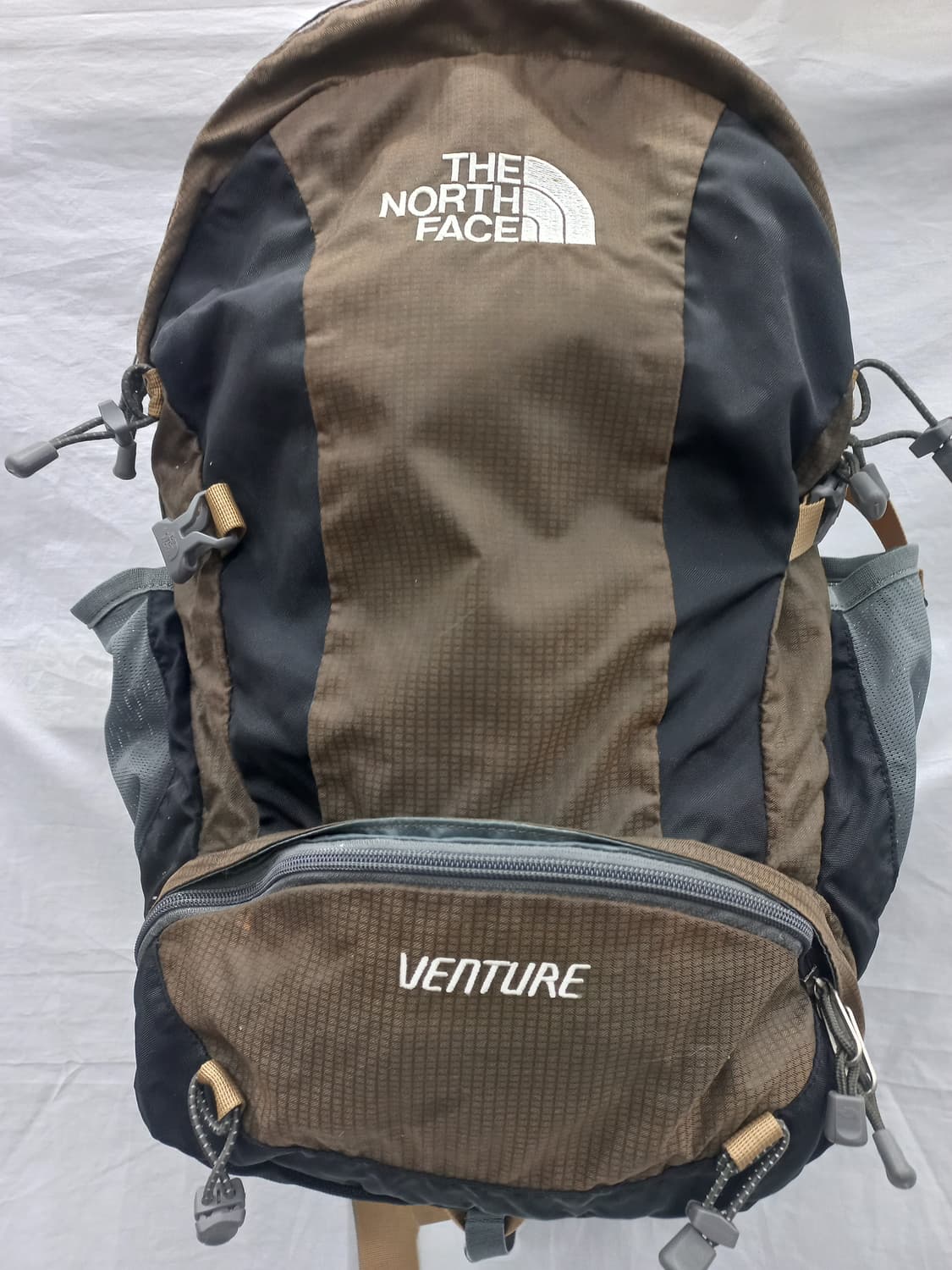 노스페이스 벤처 백팩 브라운(30리터) 상품이미지1