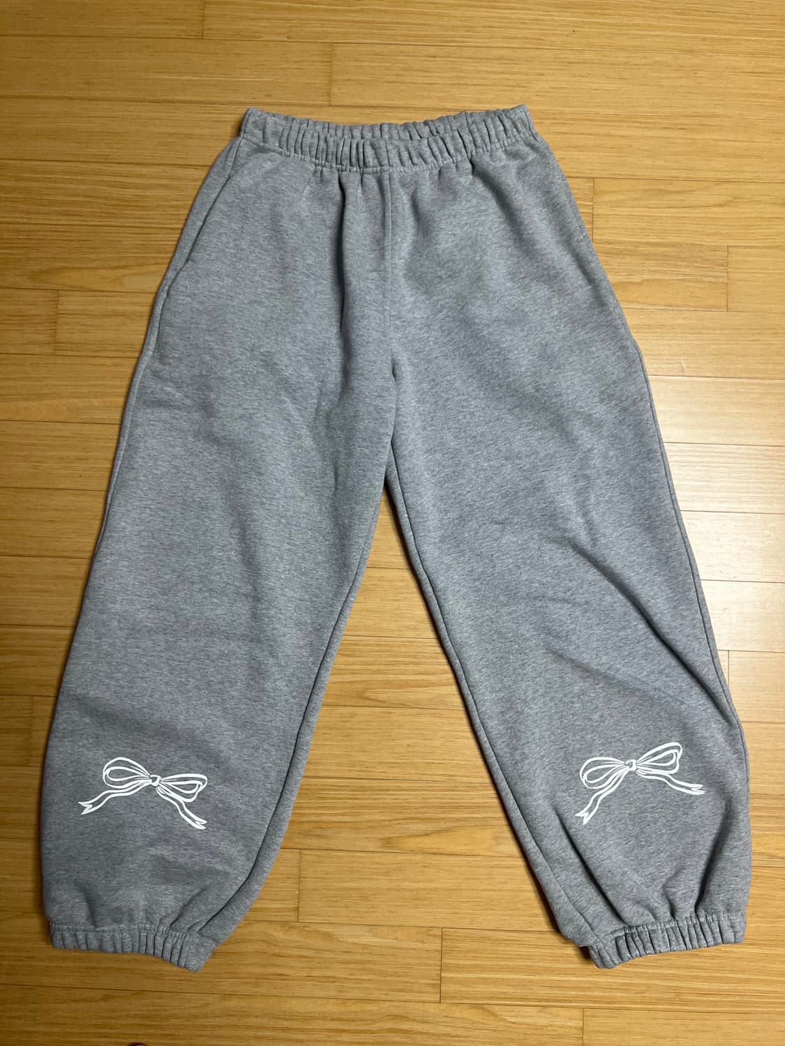 클리시어 kleesier(구 컴아웃앤플레이 coap) 드로잉 리본 팬츠 상품이미지6