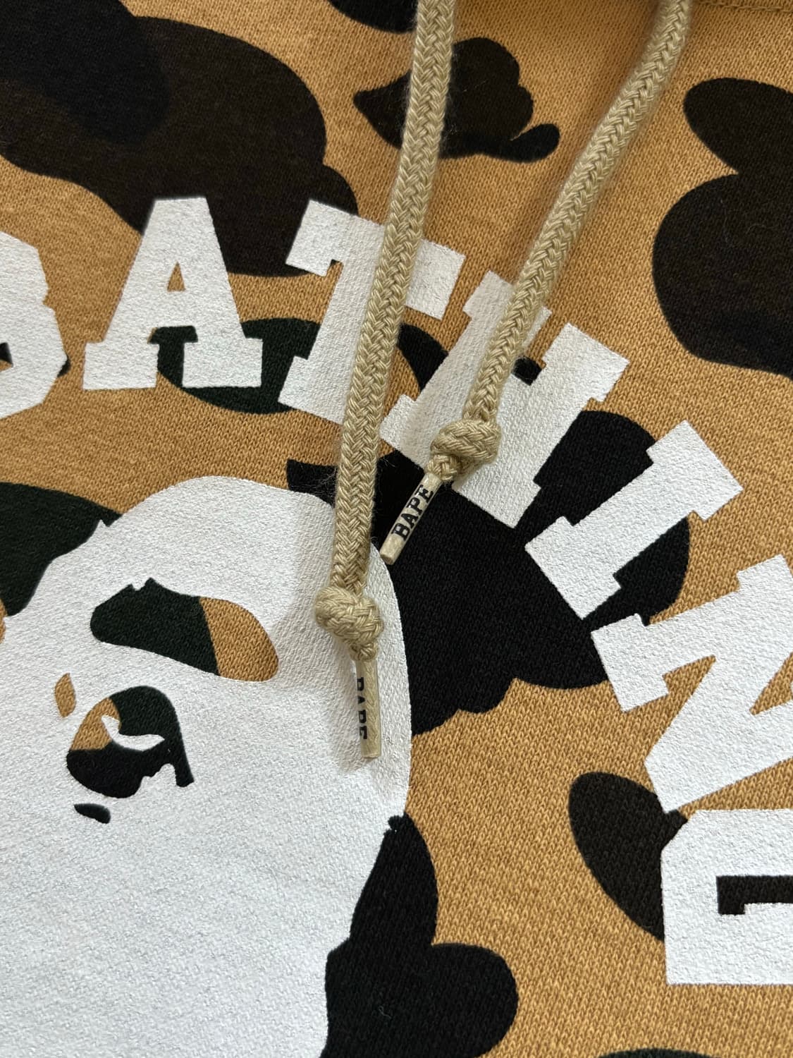 Bape 베이프 15SS 1ST 황계 카모 컬리지 후드티  상품이미지8