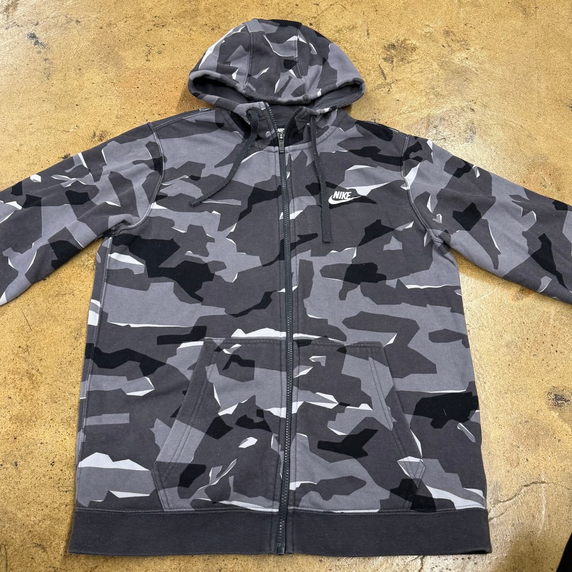 나이키 카모 밀리터리 그레이 후드집업 상품이미지3