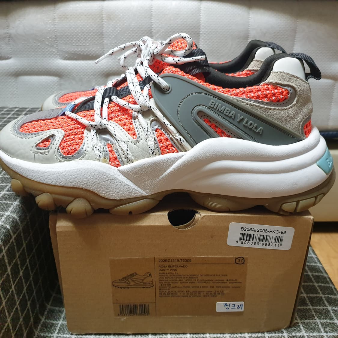 Bimba y lola 빔바이롤라 오렌지 청키 스니커즈 상품이미지5