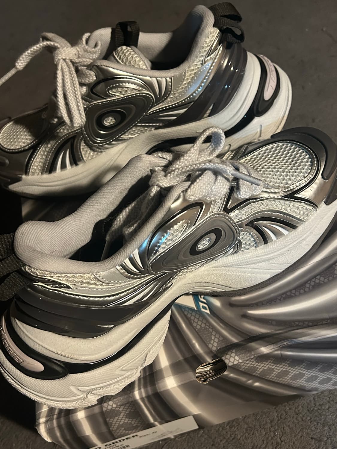 올드오더 터보GT 화이트실버 250 상품이미지1