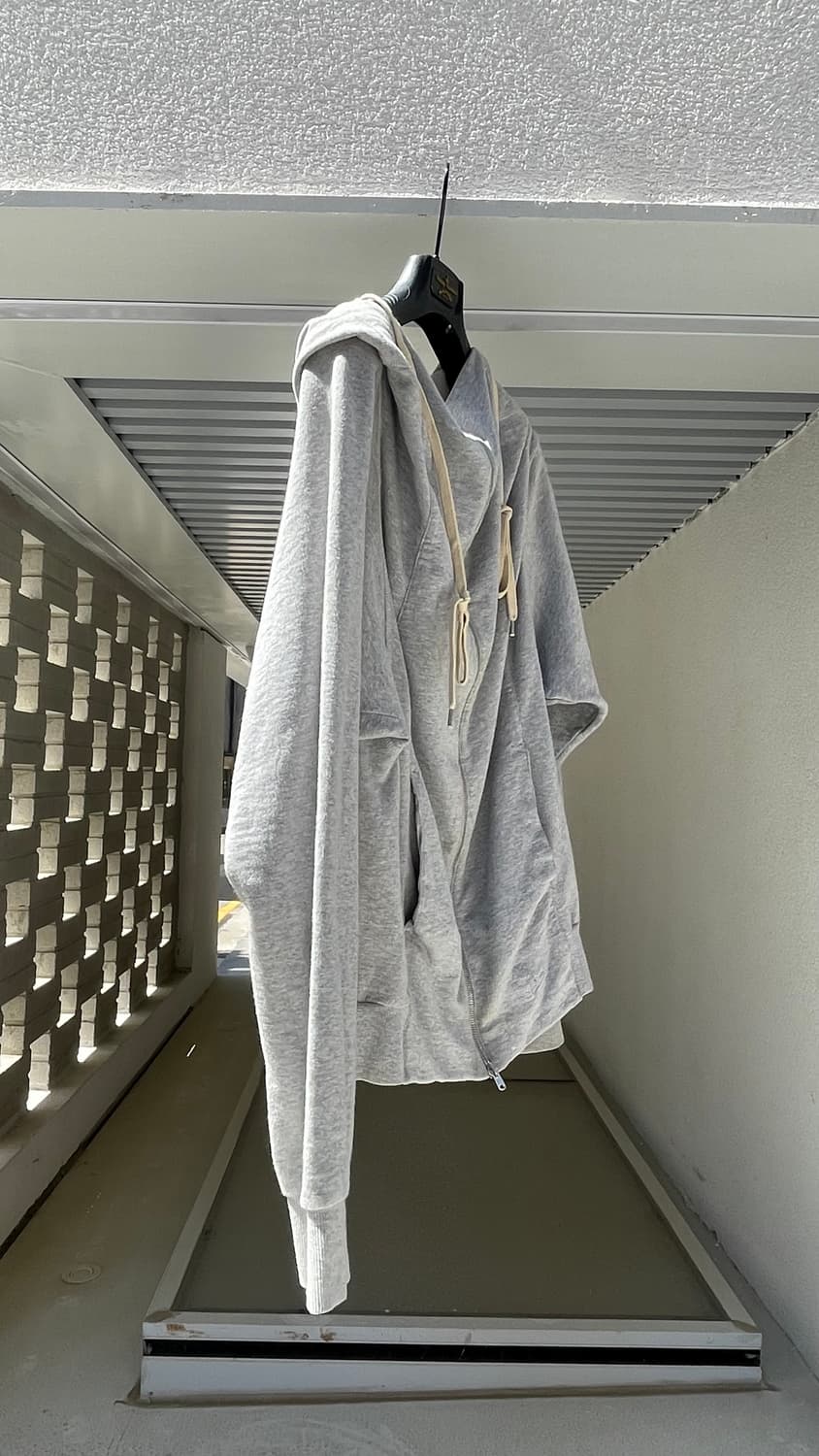 Vivienne Westwood MAN 빅드레이프 지퍼 후드 상품이미지2