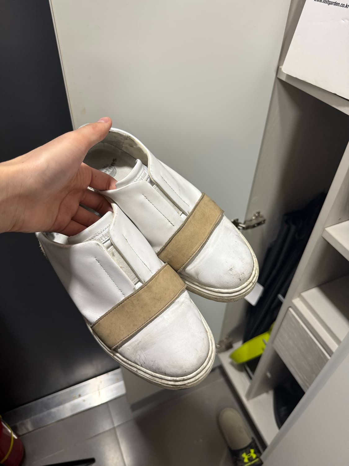 닥터마틴 스니커즈 상품이미지1