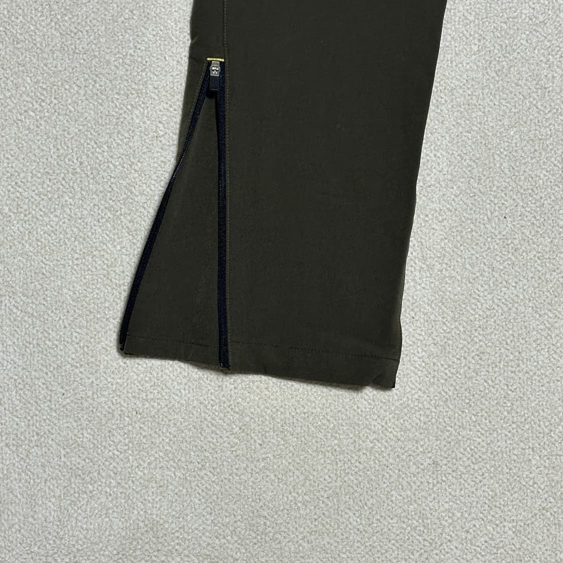 마운틴하드웨어 등산 바지 상품이미지6