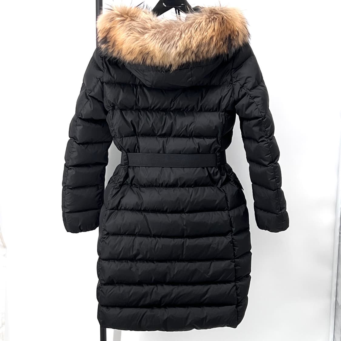 [1사이즈] 몽클레어 클로에 라쿤 퍼 여성 롱패딩 블랙 상품이미지3