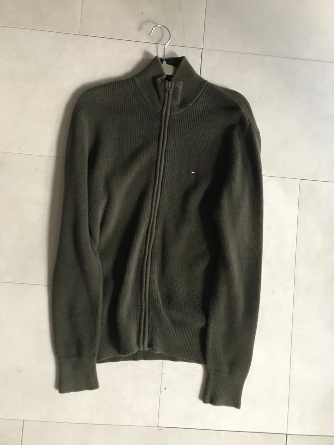 타미힐피거 카키 니트집업 상품이미지9