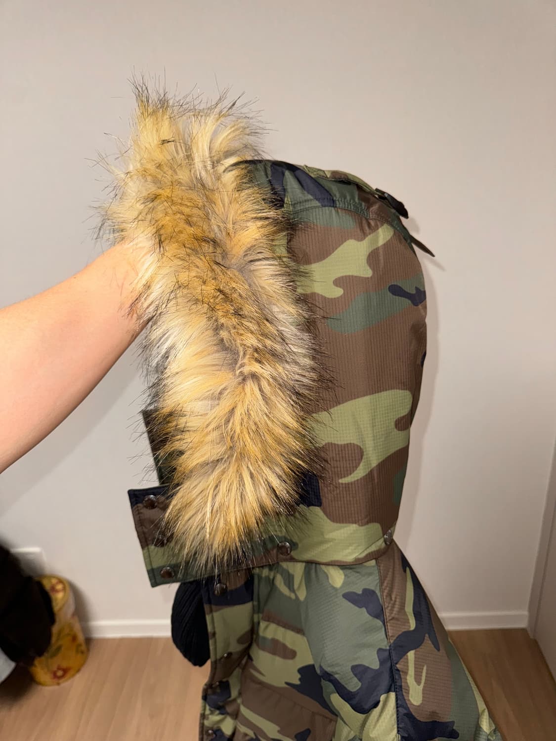 슈프림 페이스마스크 700필 다운 퍼퍼자켓 우드랜드 카모 XL 상품이미지7