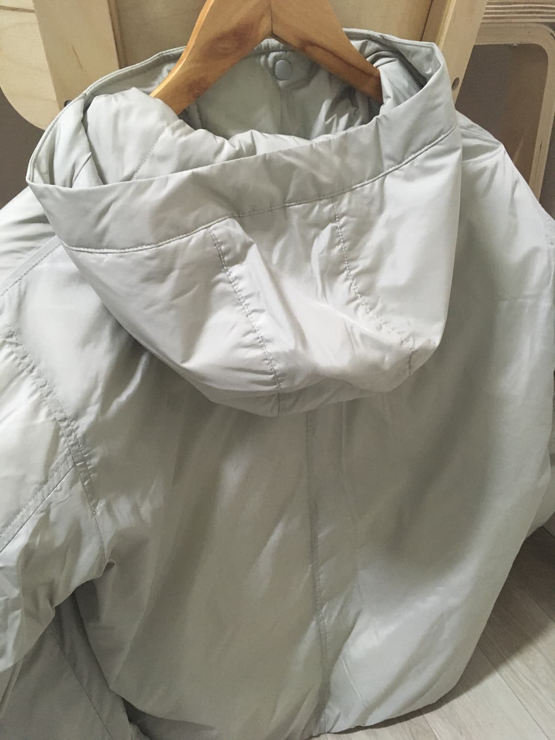 유니클로 퍼프테크 파카 라이트그레이 m 상품이미지3