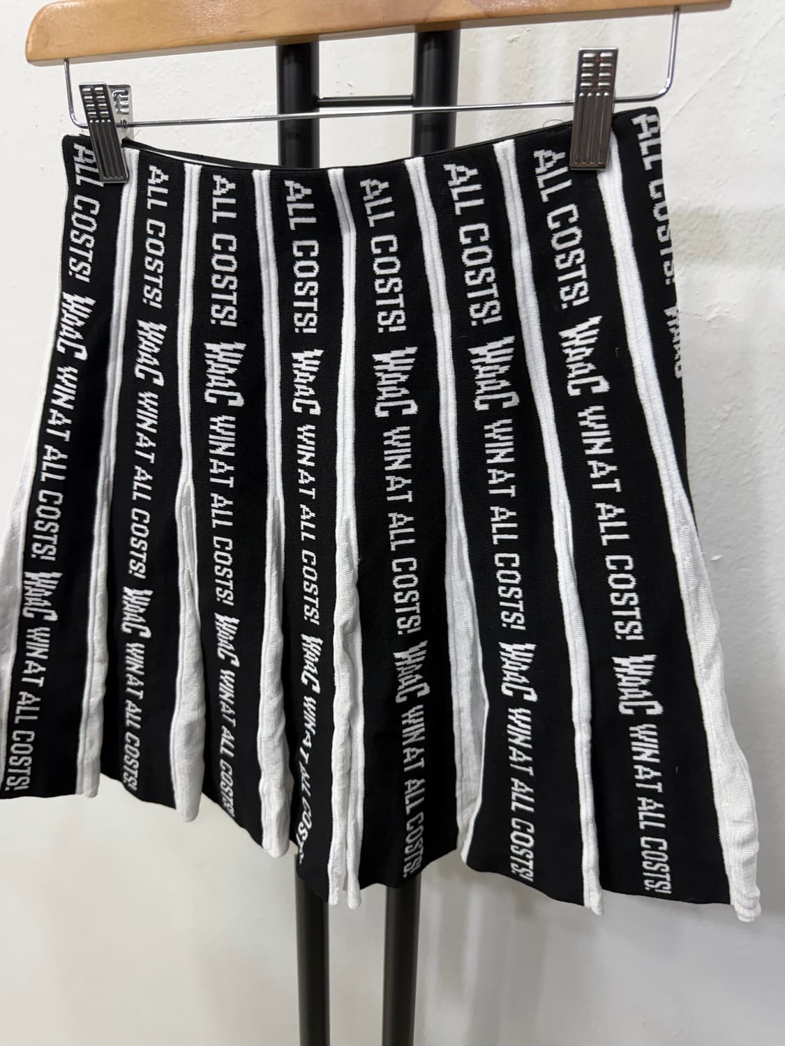 정품) WAAC 왁골프 22ss 올오버 로고 니삭스 스커트 1 상품이미지3