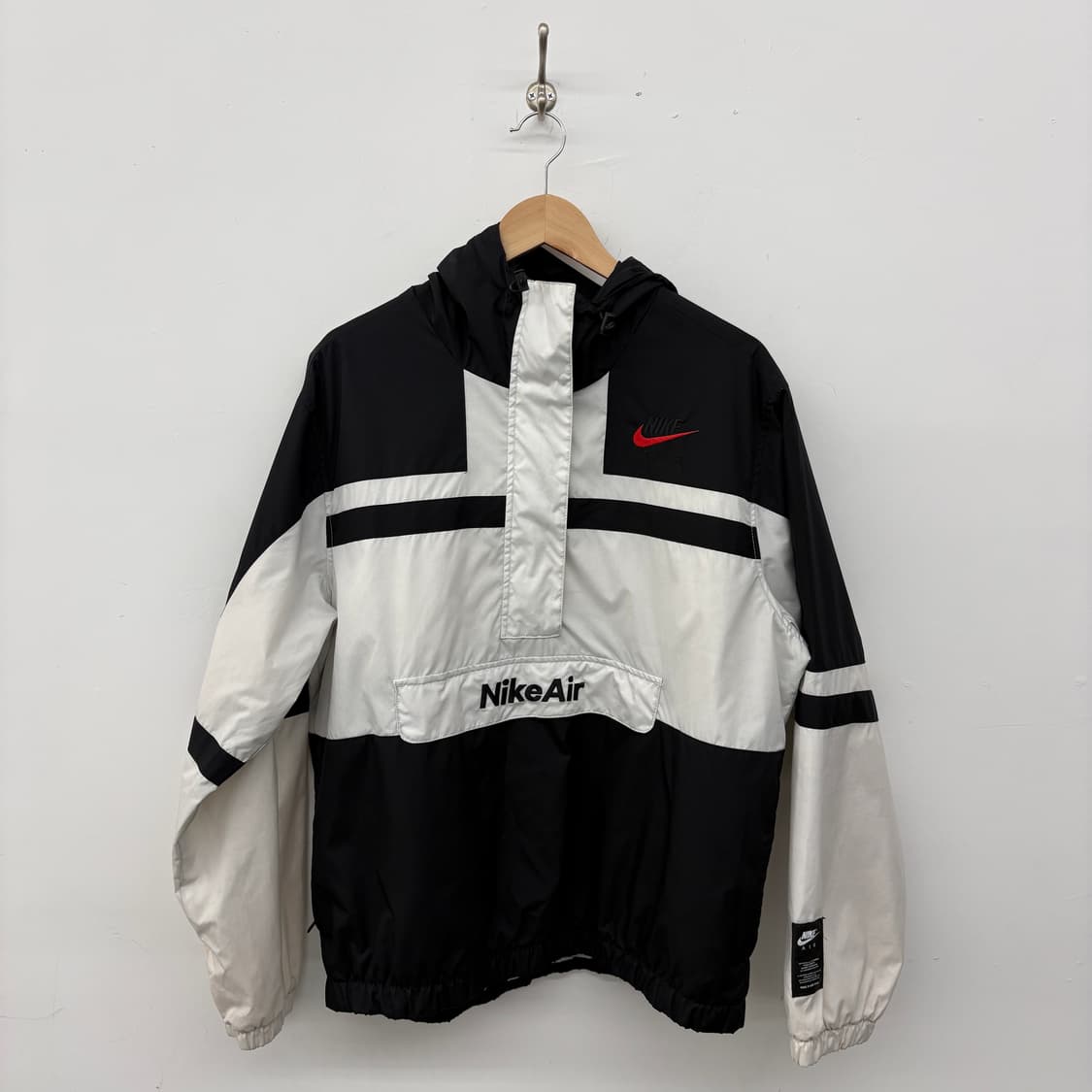 나이키 에어 아노락 바람막이 블랙/화이트 남성 XL 상품이미지1