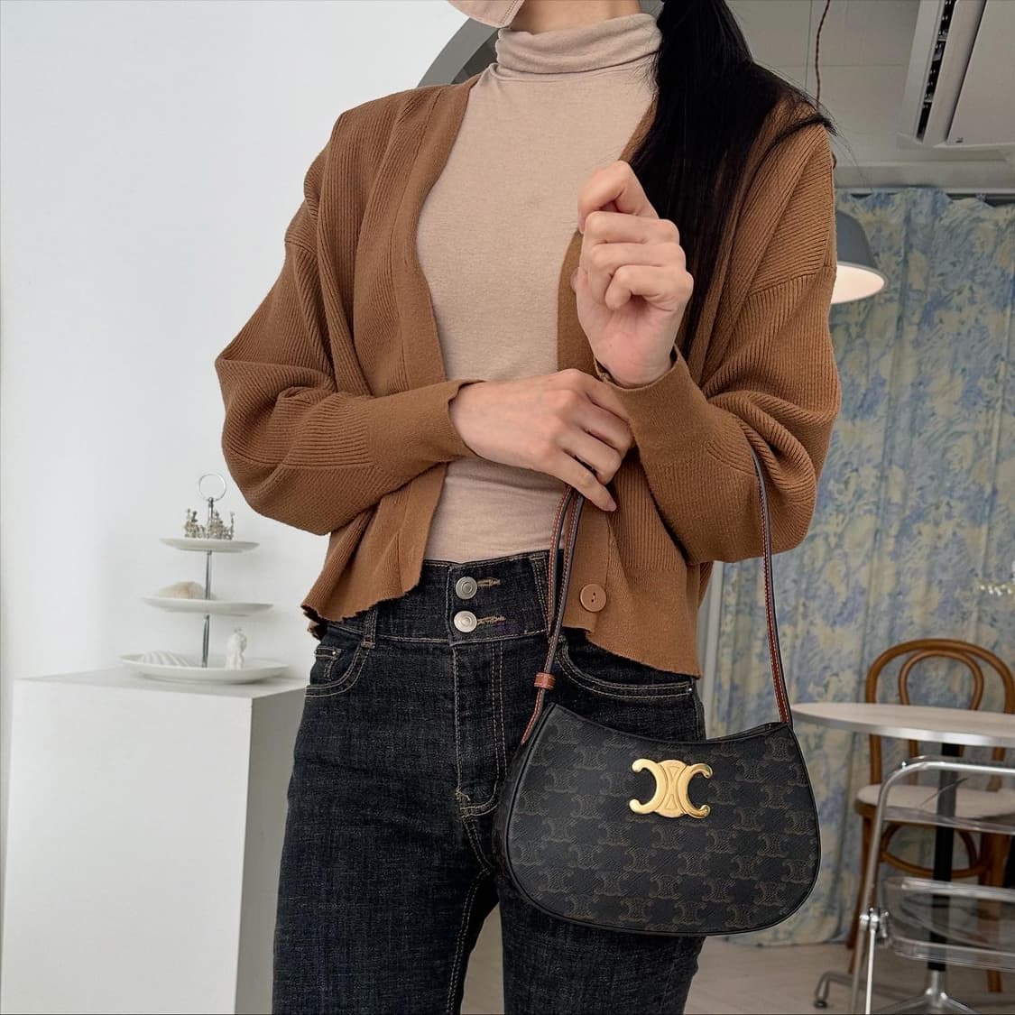 [A+ 정품] 셀리는 미디엄 틸리백 탄 상품이미지5