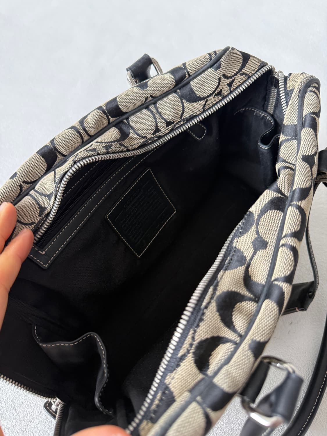 코치(COACH) 모노그램 숄더백 상품이미지8