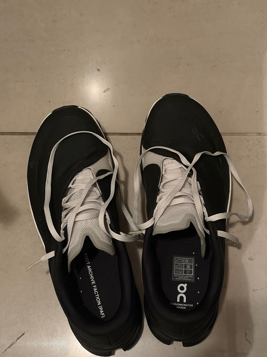 온러닝 파프 블랙 275 상품이미지1