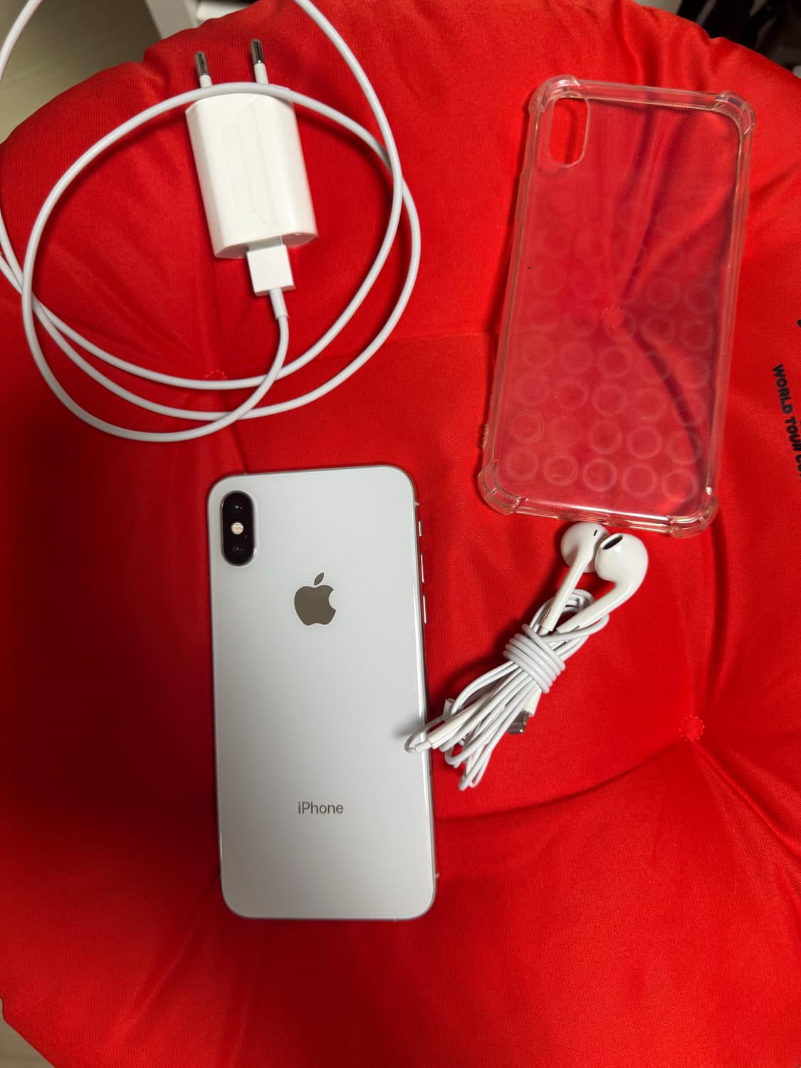 아이폰 xs 실버 64기가 해외판 무음 (배터리 100%) 상품이미지1