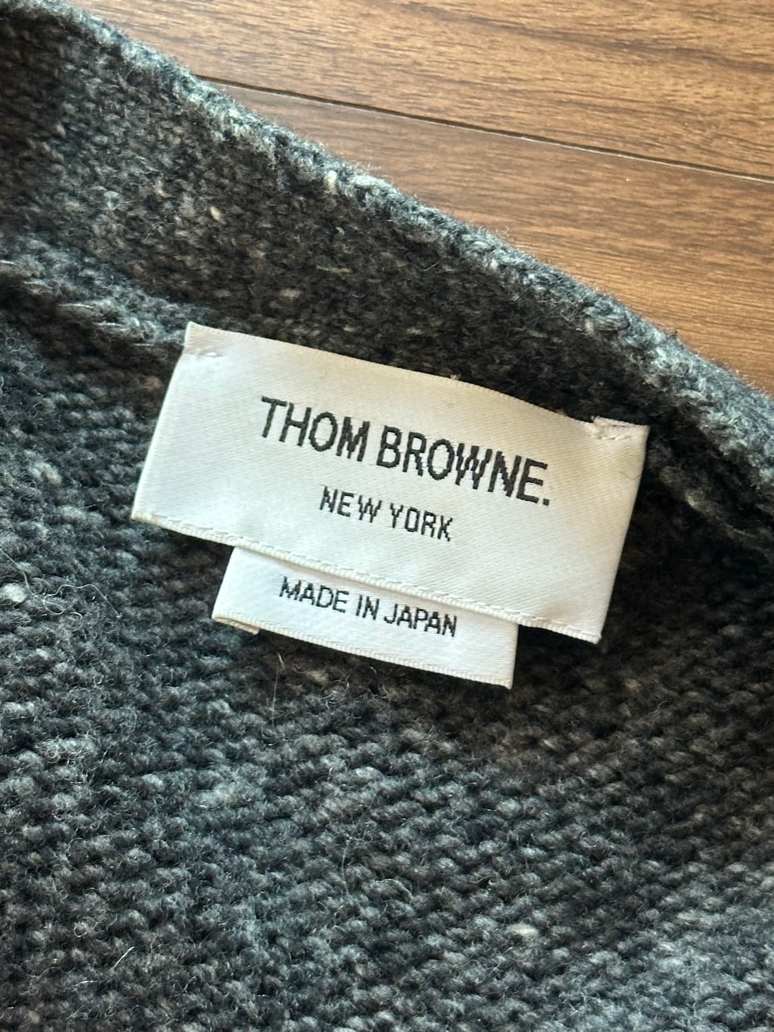 톰브라운 4-바 스트라이프 울 가디건 상품이미지9