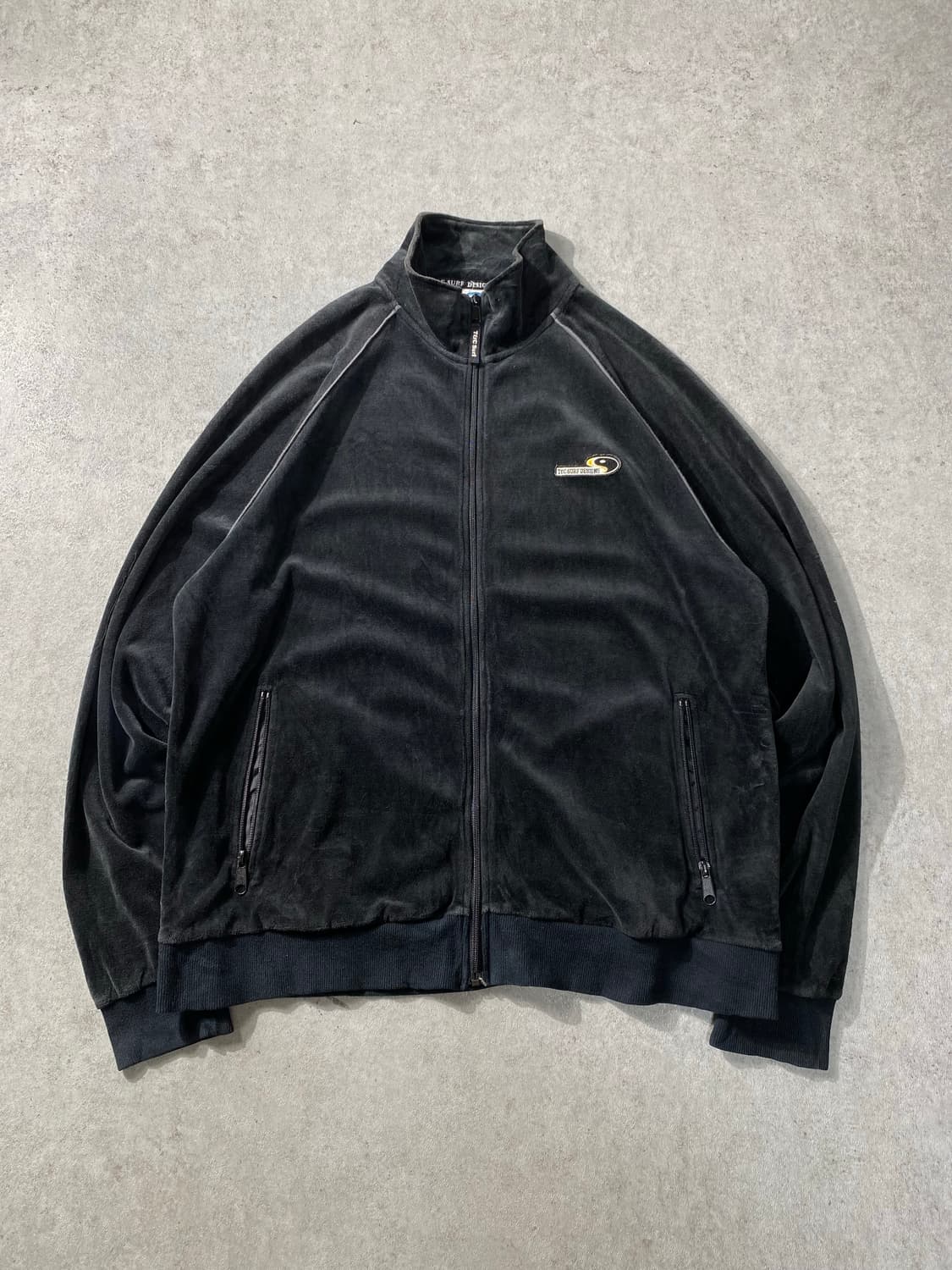 [M-L] T&C Surf 블랙 벨루어 트랙탑 져지 상품이미지1