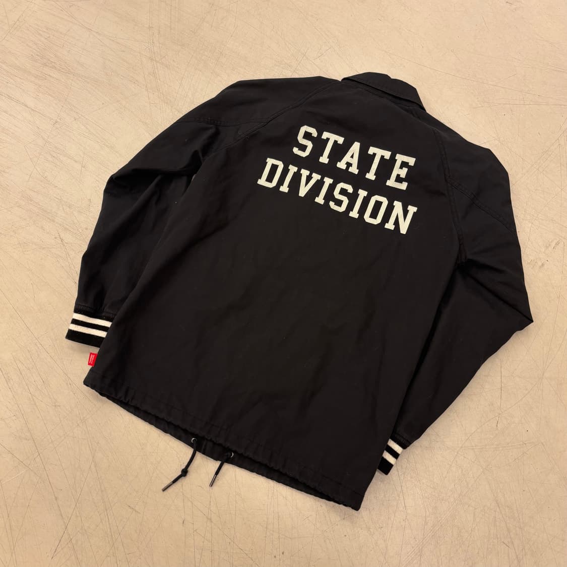 후아유 빅로고 코치 자켓 상품이미지1