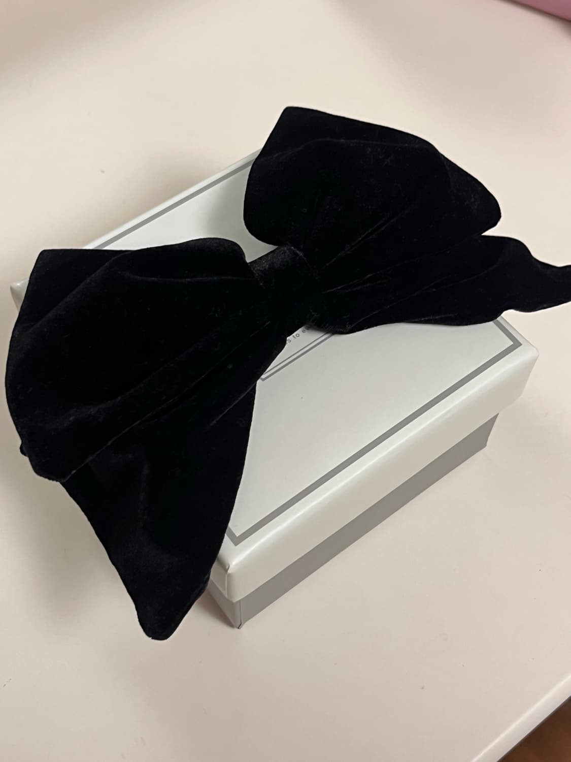 빈티지헐리우드 캐리 벨벳 리본 헤어핀 상품이미지3