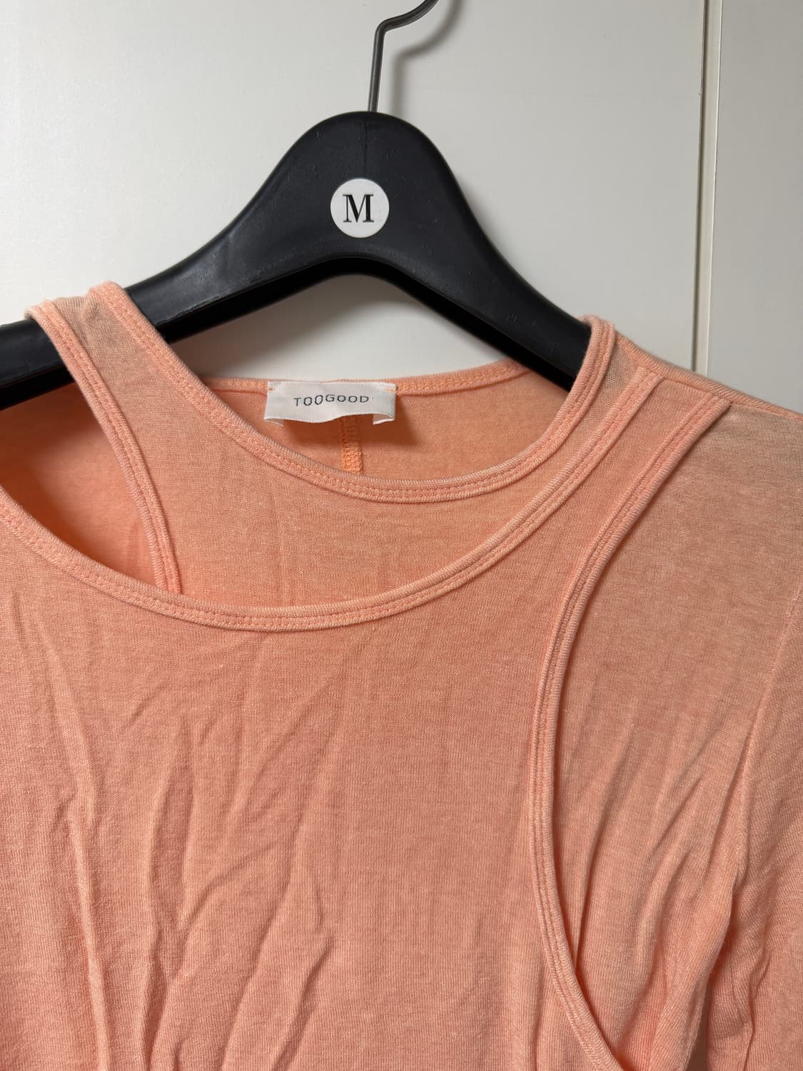 투굿 코랄 컷아웃 긴팔티  ( 새상품) 상품이미지2