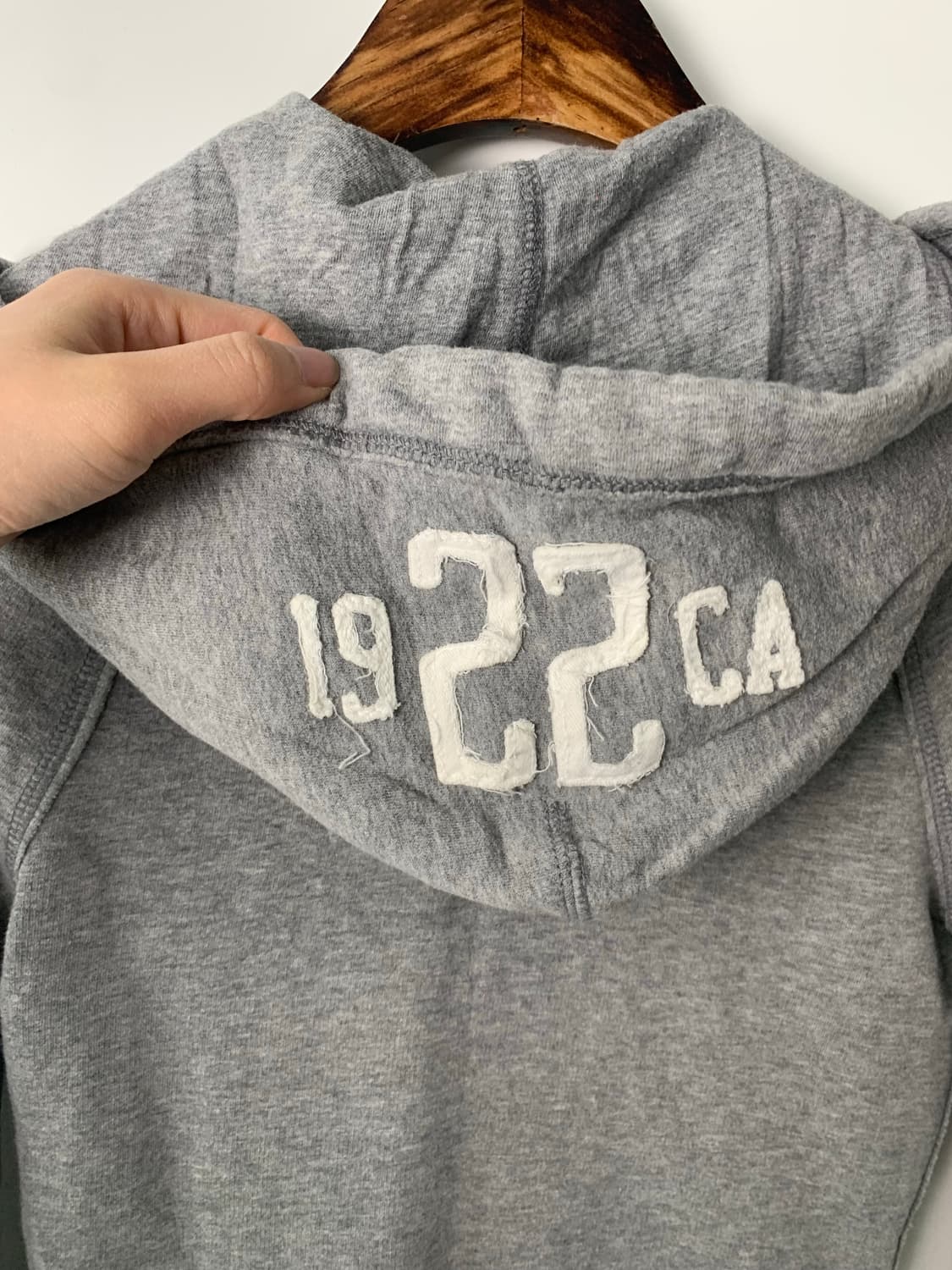 홀리스터 y2k 와투케 딱붙핏 그레이 후드집업 상품이미지6