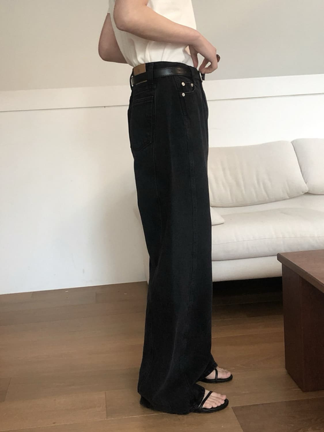 르버터 lebutter 블랙 절개진 와이드데님 상품이미지6