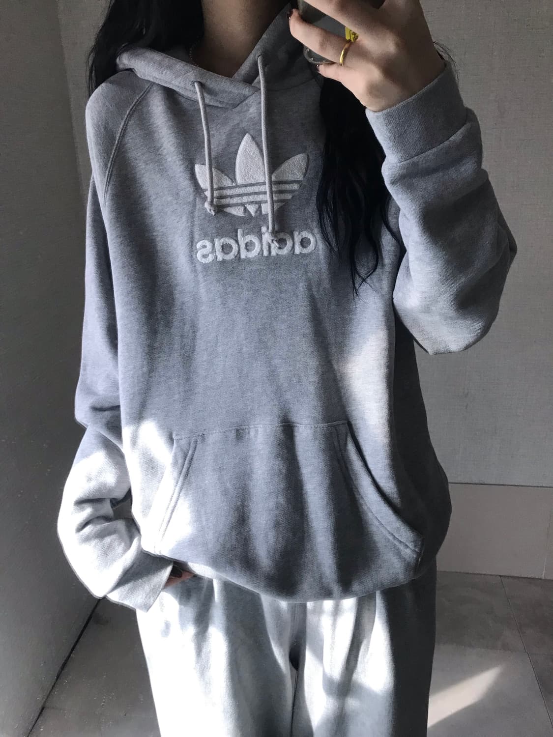 아디다스 그레이 빅로고 후드티 상품이미지5