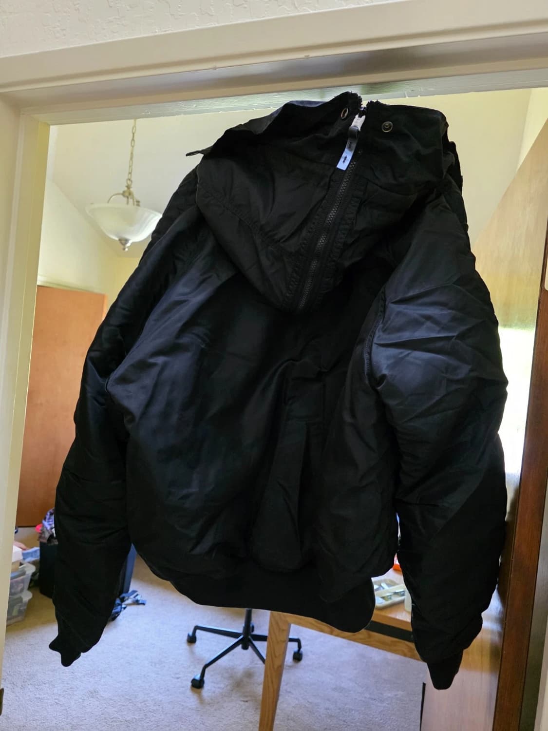 알파 인더스트리 N-2B 리테일 파카 블랙 상품이미지3