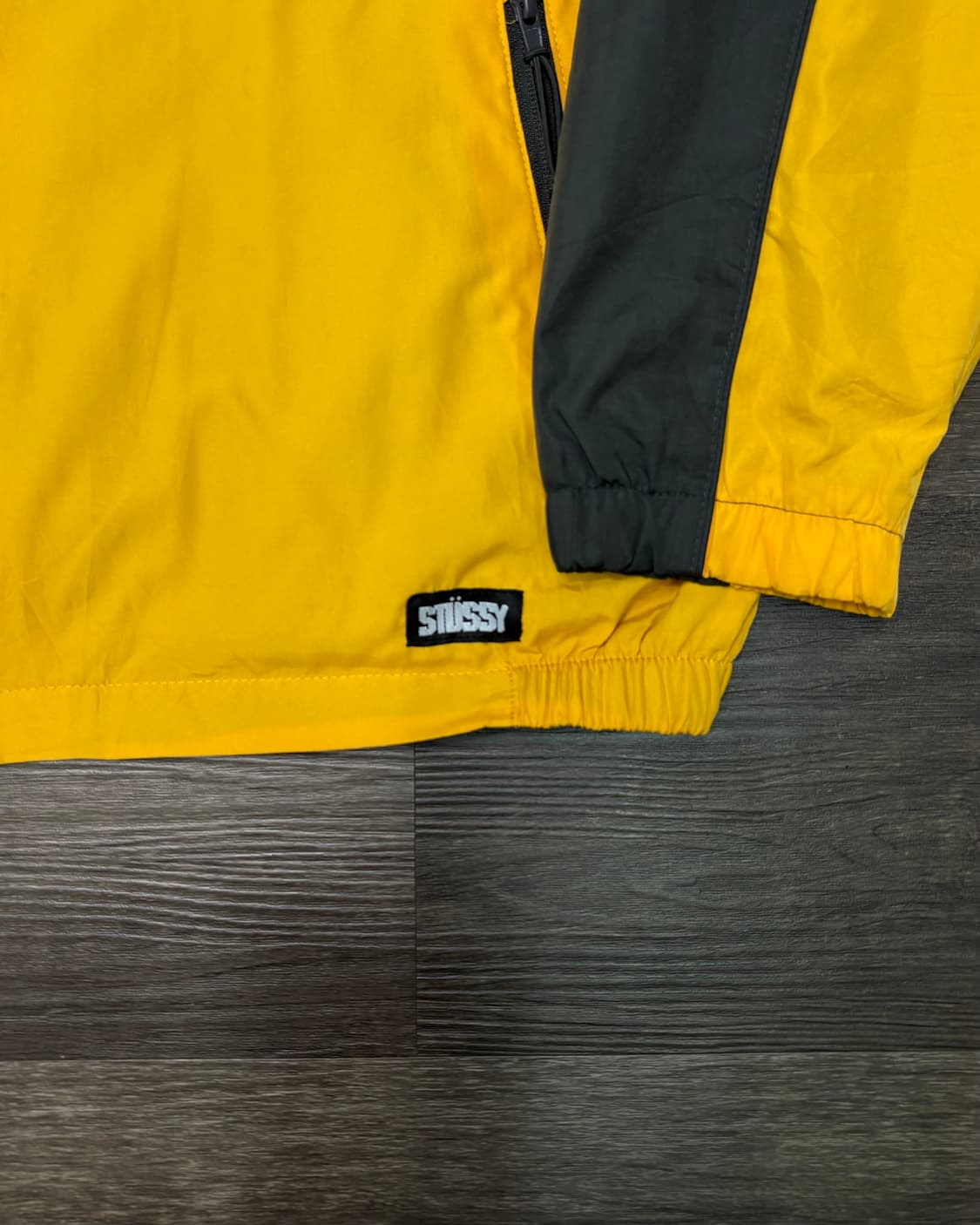 스투시 바람막이 (L size) 상품이미지2