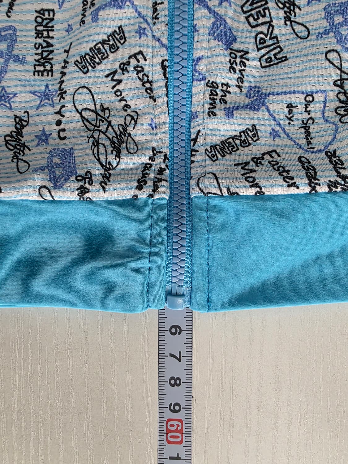 아레나 여성 집업 레쉬가드 85(90) 상품이미지4