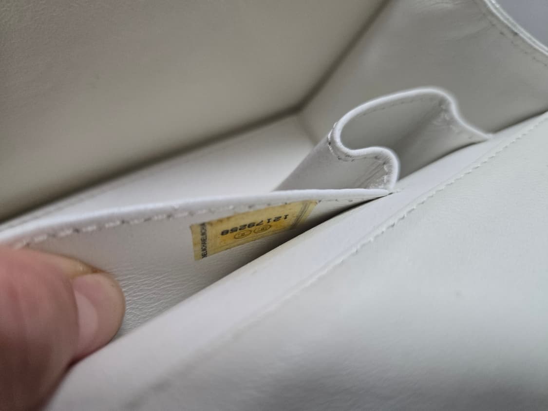 샤넬 페이던트 플립백 골드체인 상품이미지8