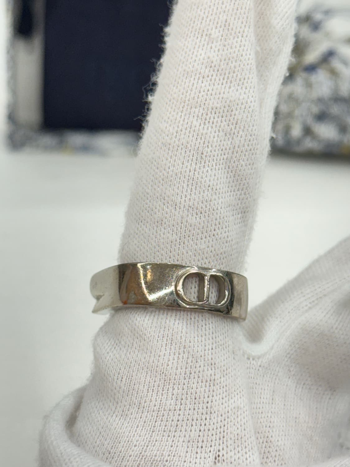 [M] 디올 큐빅 로고 반지 상품이미지4