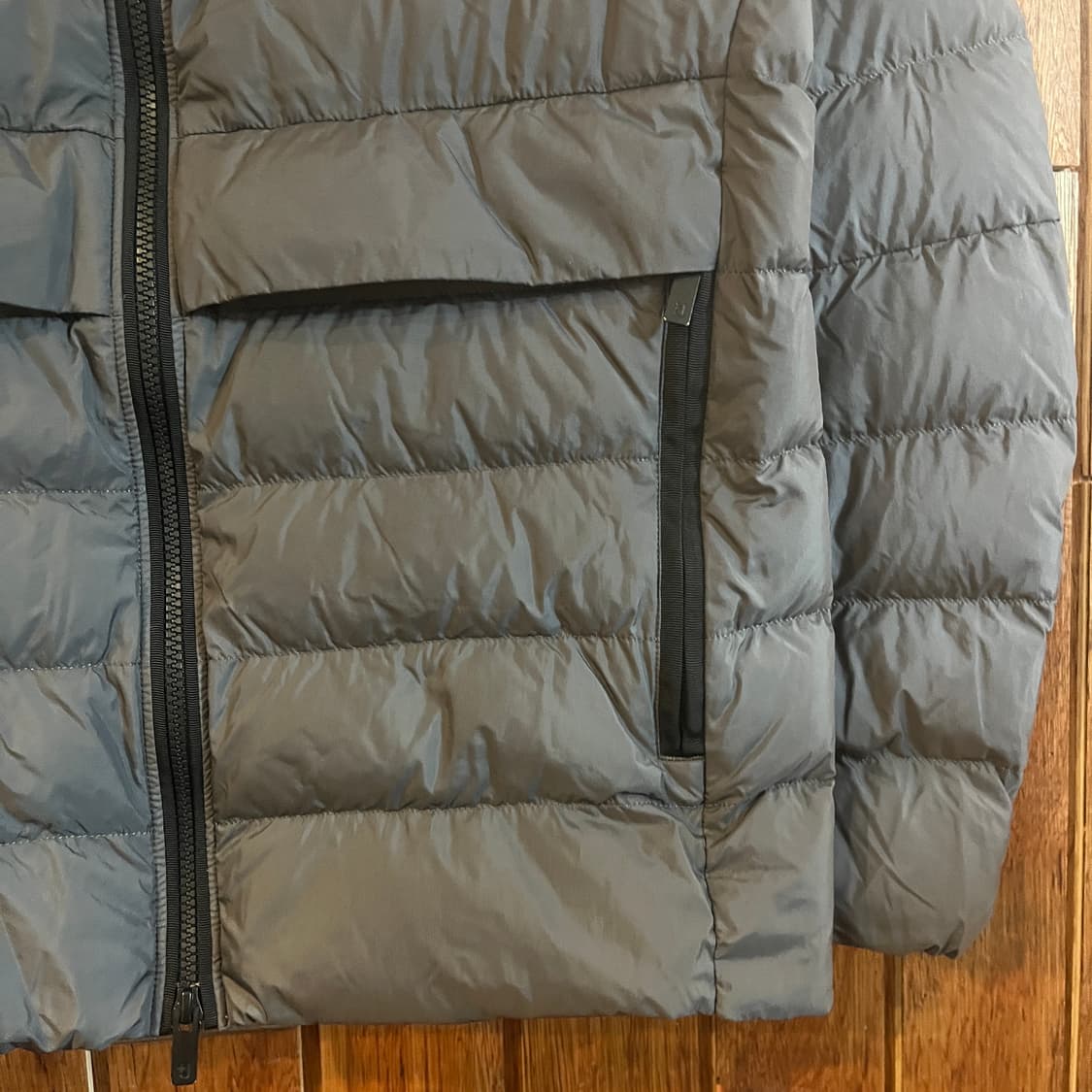 유니클로 질샌더 경량패딩 상품이미지5