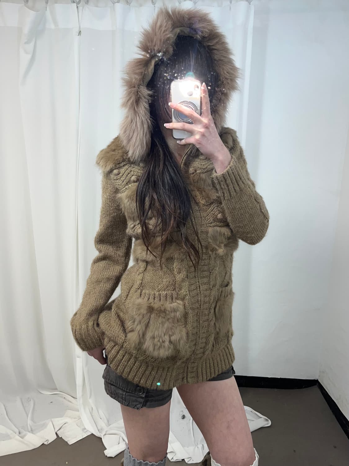 베이지 래빗퍼 트리밍 울프죠 니트 후드집업 상품이미지4