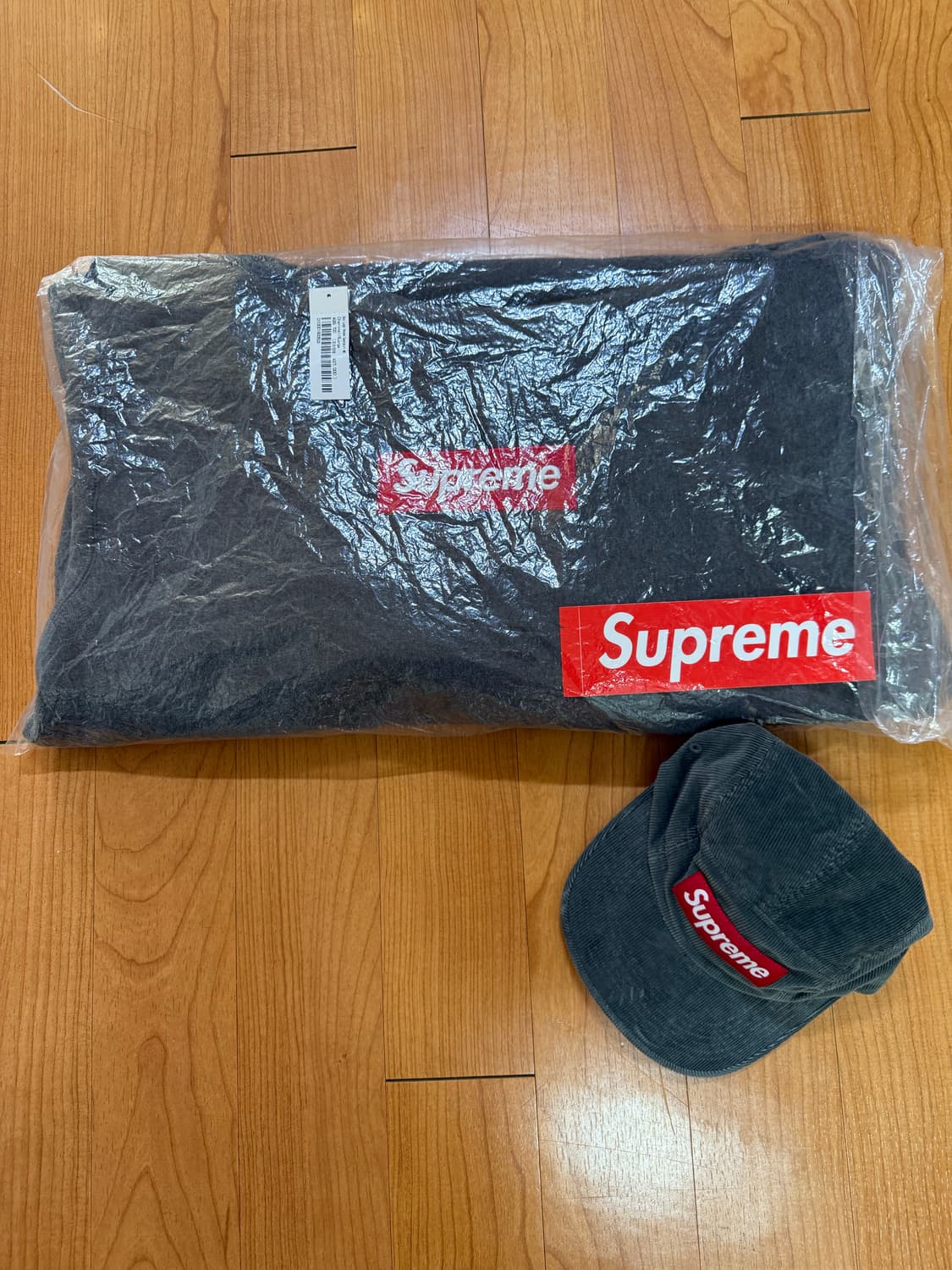 슈프림 21FW 박스로고 후드 스웨이트셔츠 상품이미지6