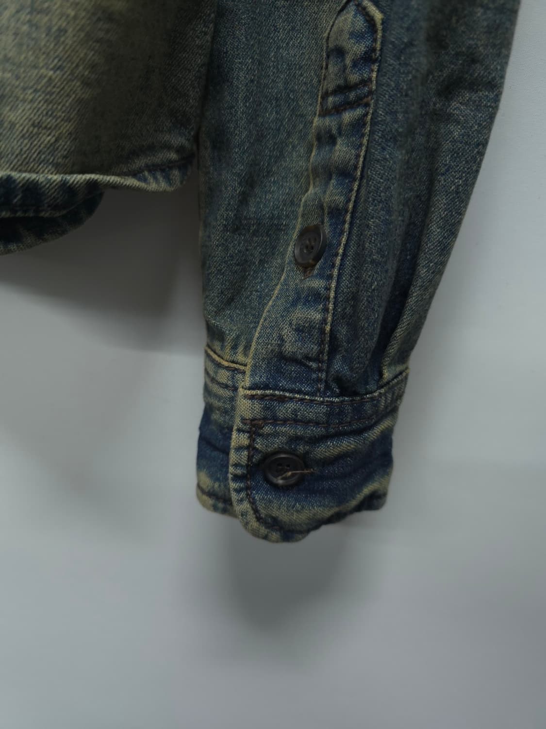 지프 빈티지 워싱 백로고 자수 데님 셔츠 (44) 상품이미지9