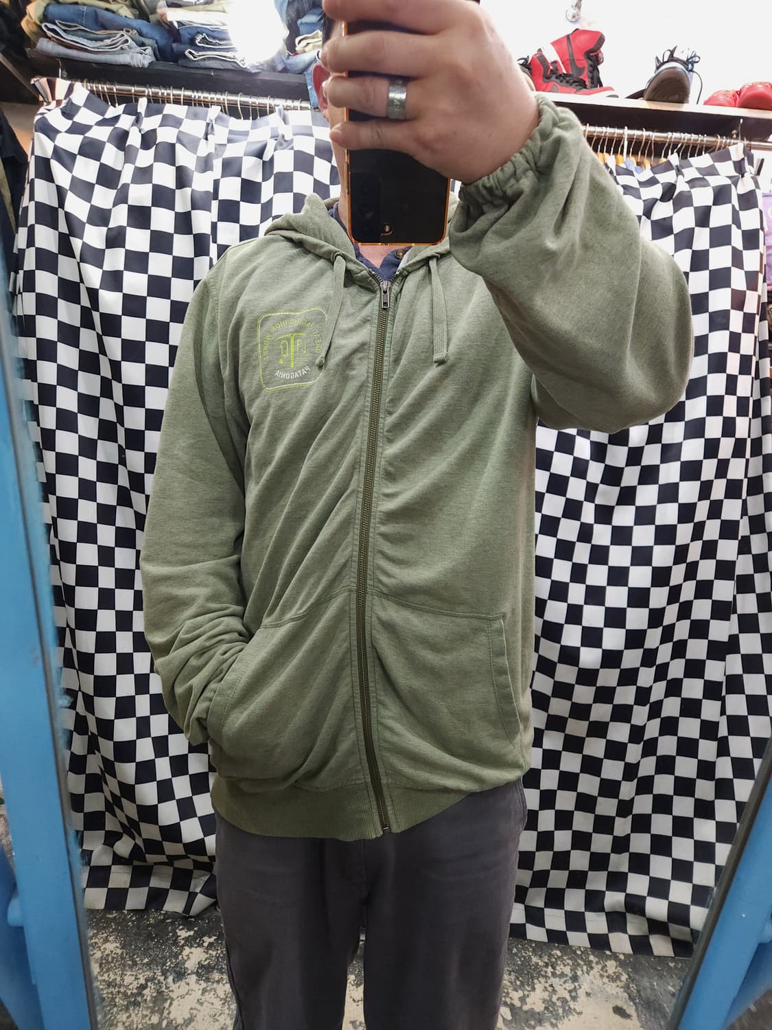 파타고니아 빅로고 후드집업 자켓
 상품이미지8