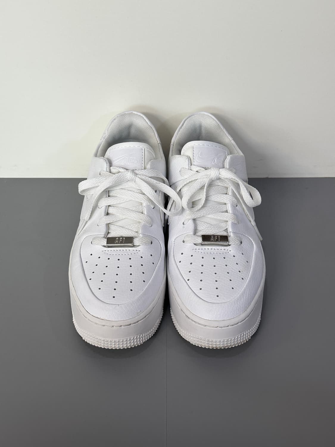 나이키 에어포스1 세이지 로우 운동화 상품이미지4